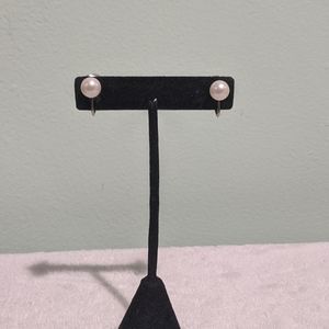 🆓 w/25$, 2 for 8$, 3 for 10$💝Clip on pearl earng